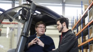 Cursos y formación de carretilleros Cursos y formación de carretilleros